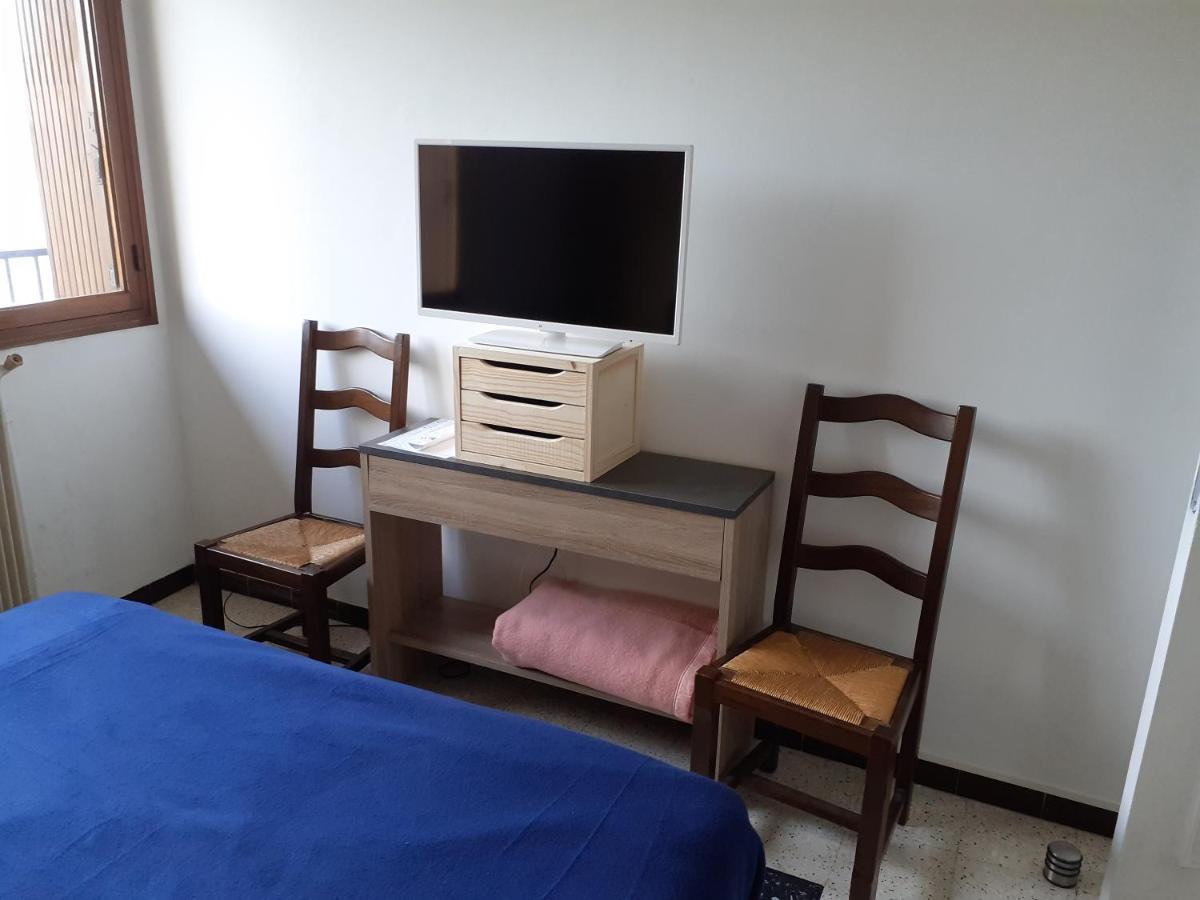 Chambre B2 Dans Un Appartement En Colocation 马赛 外观 照片